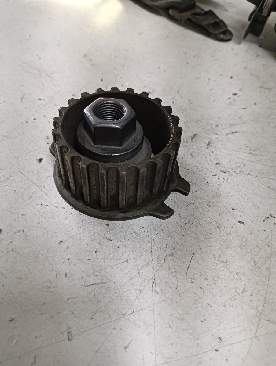 Pinion pompa inalta combustibil FORD FIESTA VI 2008 - > – foto 2