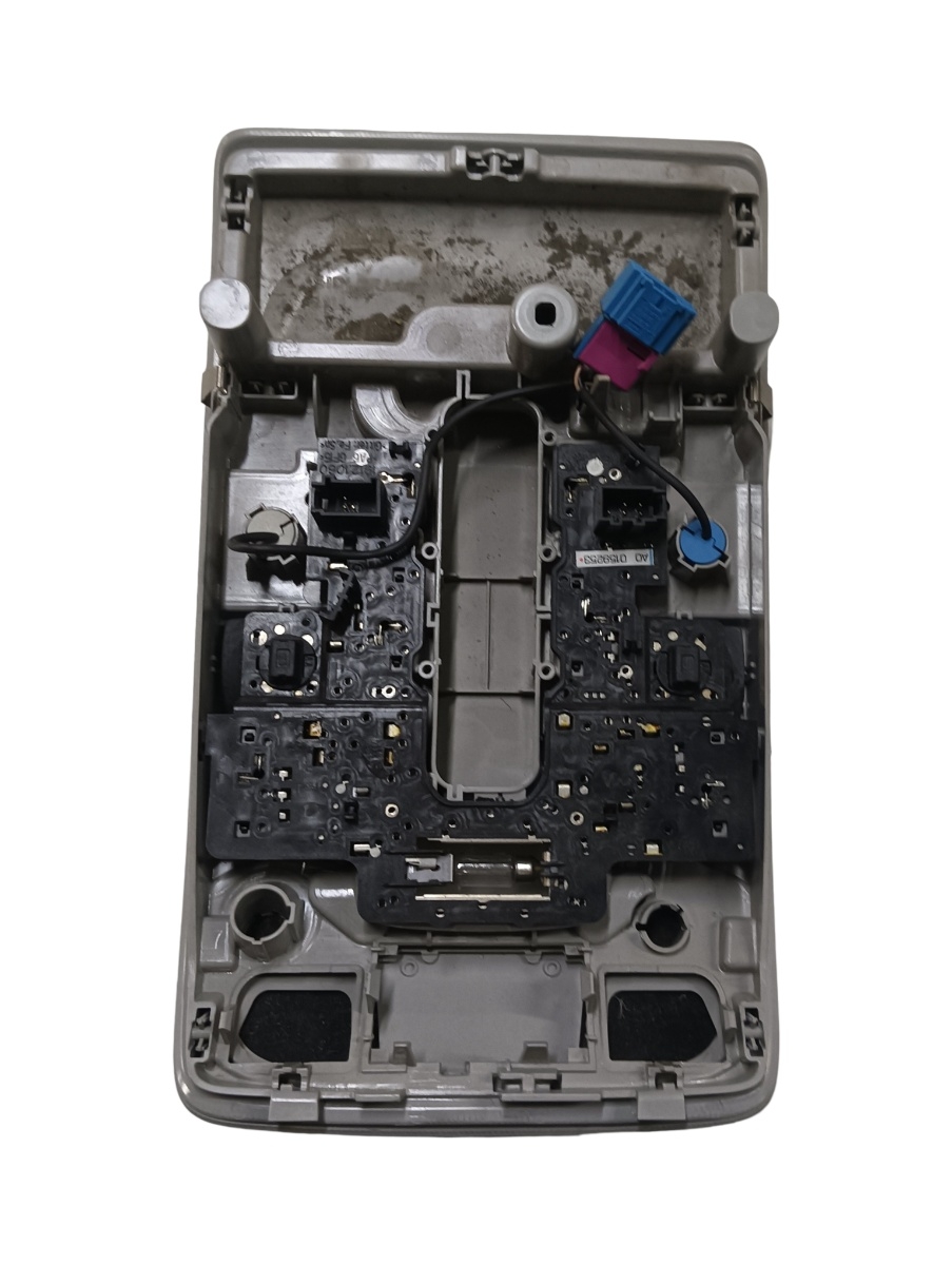 Plafoniera AUDI A6/S6 IV Saloon 4G2, C7, 4GC 2010 - 2018 – foto 2