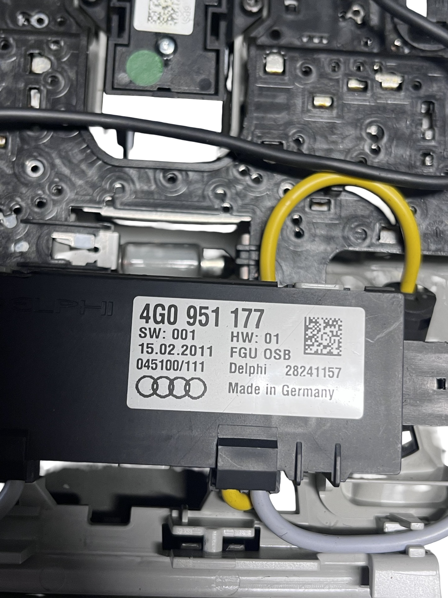 Plafoniera Audi A7 Sportback 2010–2018 3.0 TFSI V6 quattro S tronic CGWB - cod: 4G0951177 – foto 3