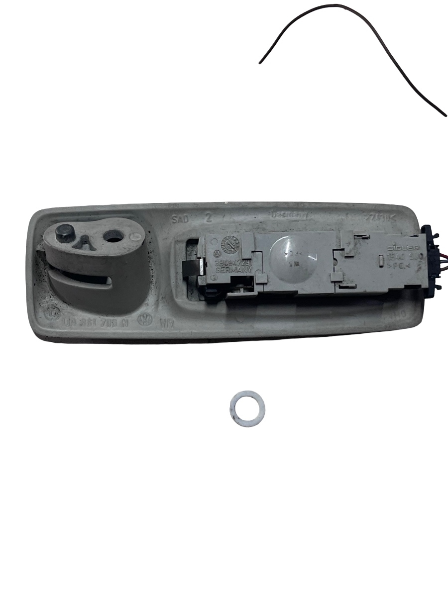Plafoniera dreapta spate VOLKSWAGEN GOLF IV 1J1 1997 - 2007 1J9861706N – foto 2
