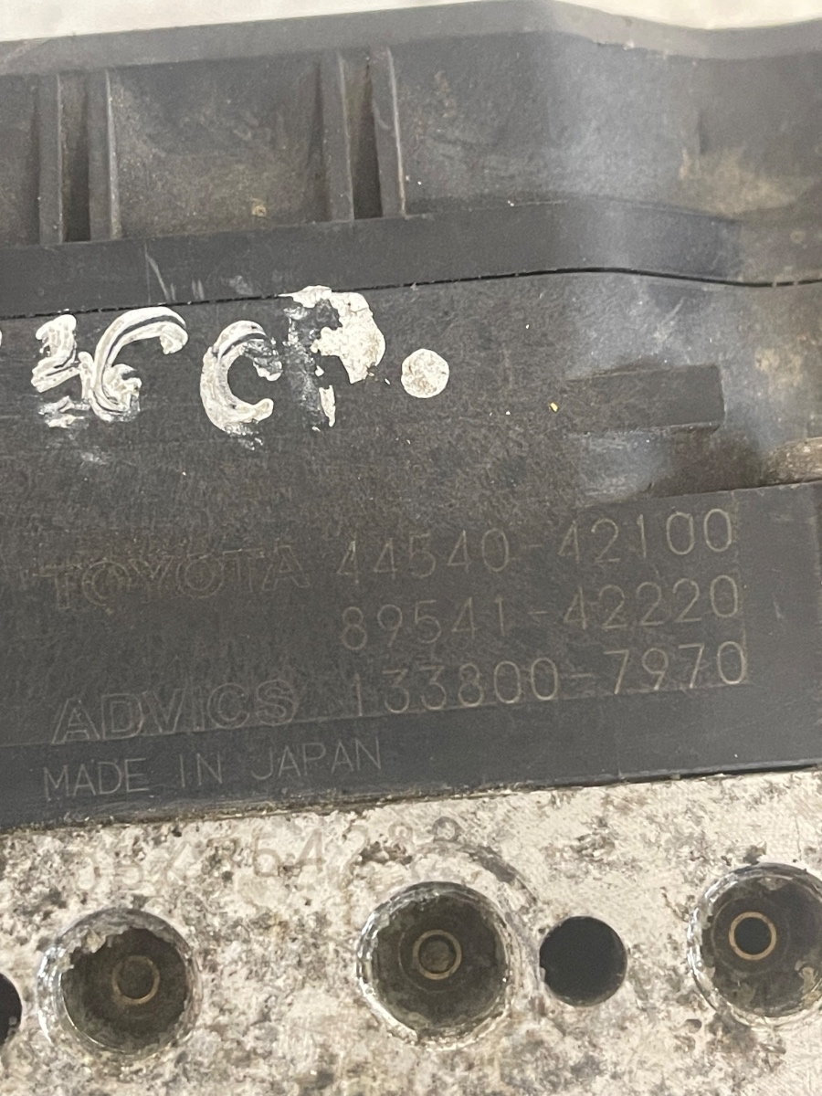 Pompa ABS TOYOTA RAV 4 XA30 89541-42220 / 44540-42100 – foto 3