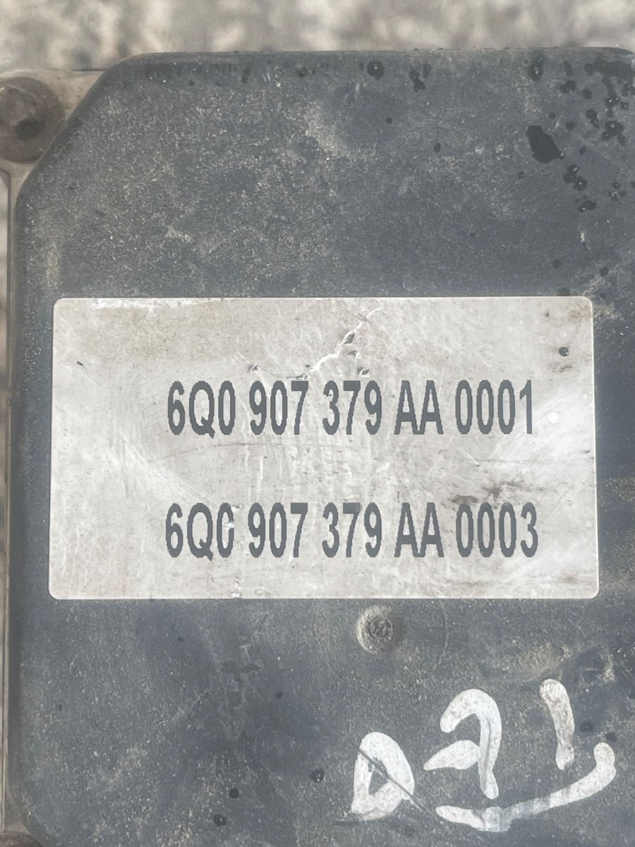 Pompa ABS VOLKSWAGEN POLO 9N_ 2001 - 2012 6Q0614117Q – foto 4