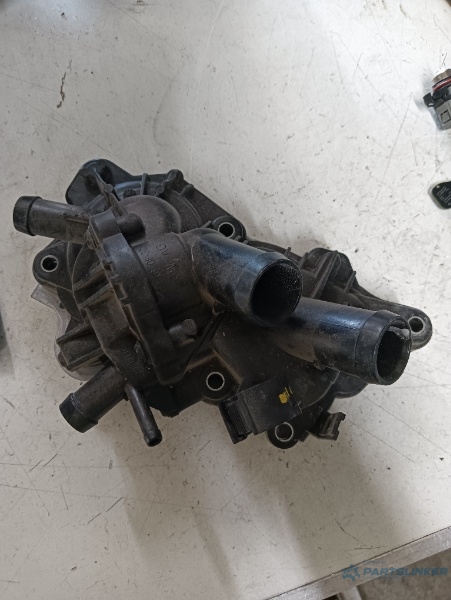 Pompa apa corp termostat VOLKSWAGEN GOLF VII (5G1, BE1) [ 2012 - > ] OEM 04e121042l – foto 2