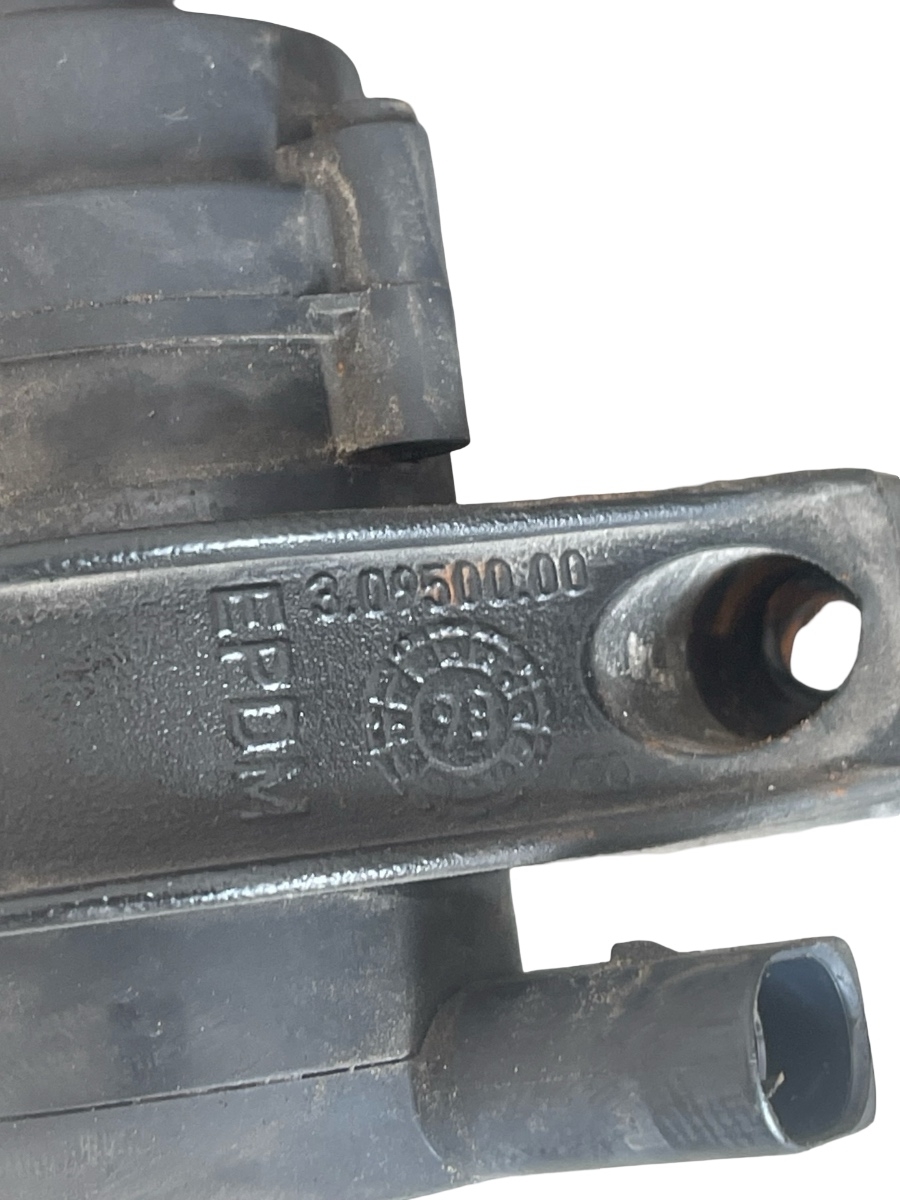 Pompa auxiliara apa  VOLKSWAGEN GOLF V 1K1 2003 - 2009 1.4 TSI BLG 30950000 – foto 3