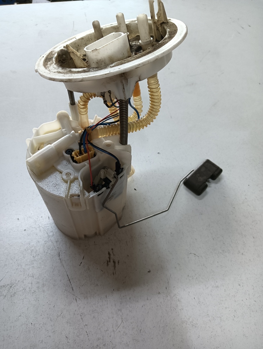 Pompa combustibil  AUDI A5/S5 8T3 2007 - 2017 2.0 TDI CAHA – foto 2