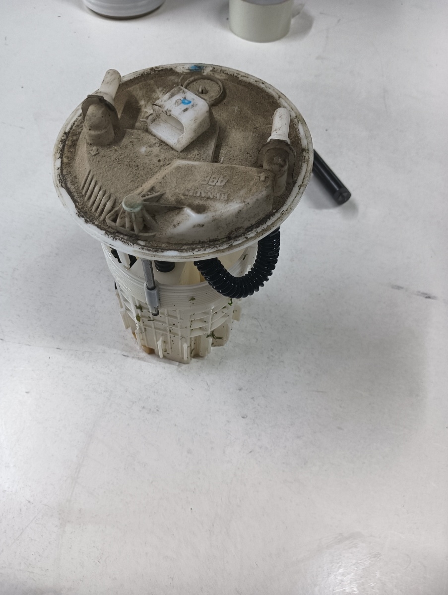 Pompa combustibil  RENAULT KANGOO Express FW0/1_ 2008 - > 1.5 dCi 75 K9K 608, K9K 628, K9K 808 – foto 2