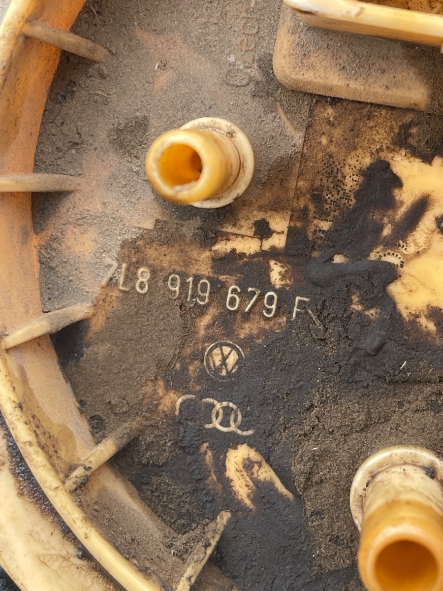 Pompa combustibil + sonda dreapta AUDI Q7 4LB 2006 - 2016 3.0 TDI quattro BUG 7L8919679F 7L6919715 – foto 3