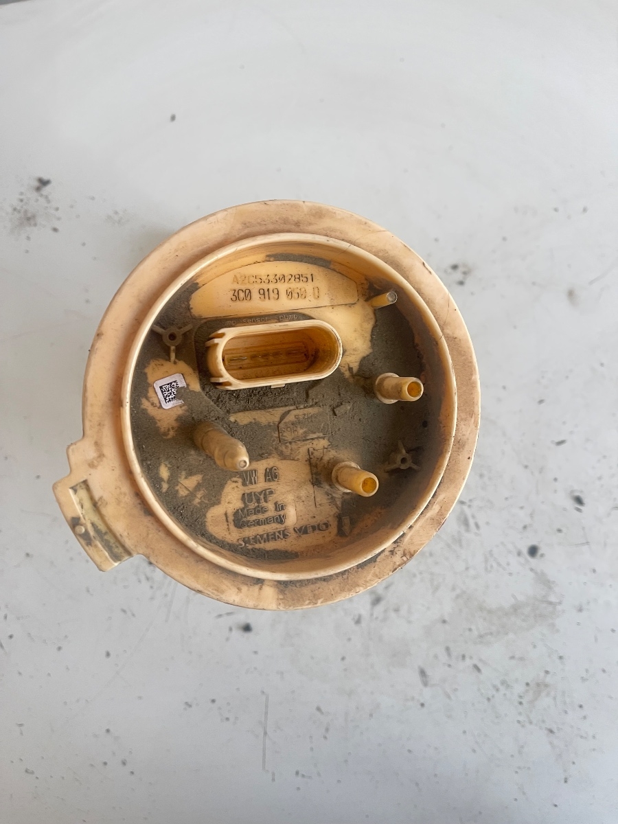 Pompa combustibil  VOLKSWAGEN PASSAT CC 357 2008 - 2012 2.0 TDI CBAB, CFFB 3C0919050Q – foto 2
