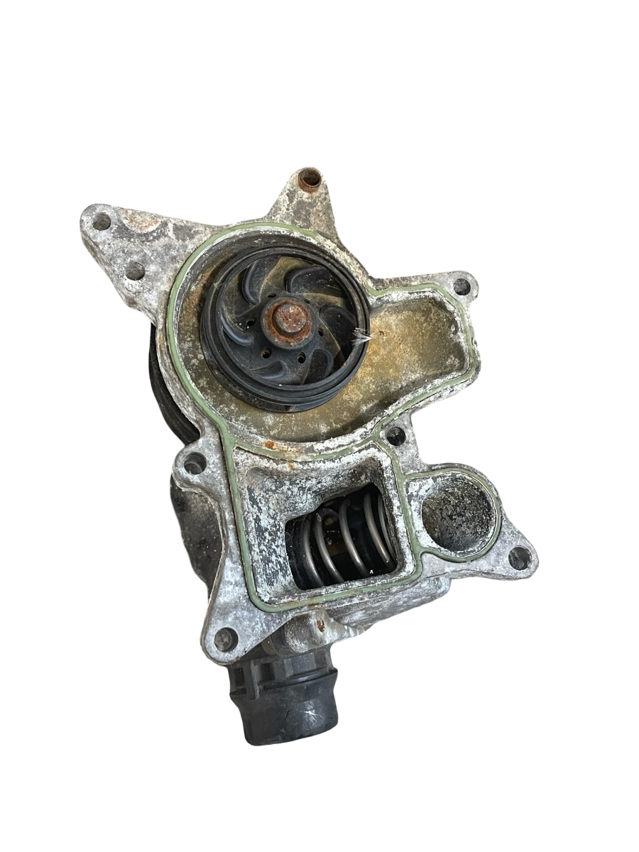 Pompa de apa BMW 5 F10 2009 - 2016 3.0D