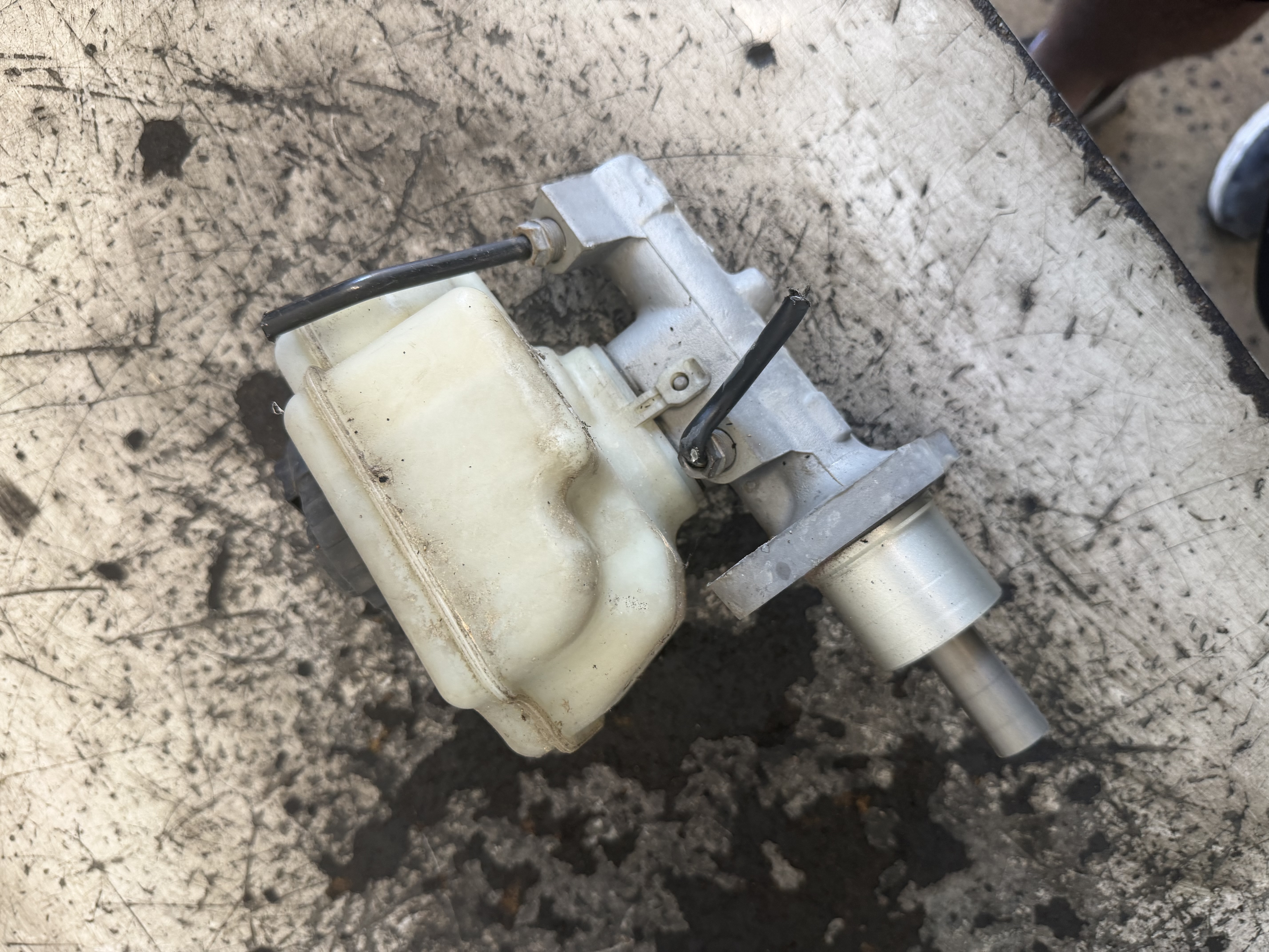 Pompa De Frana Volkswagen Golf 5 Plus 2004–2008 - 1.9BKC – foto 3
