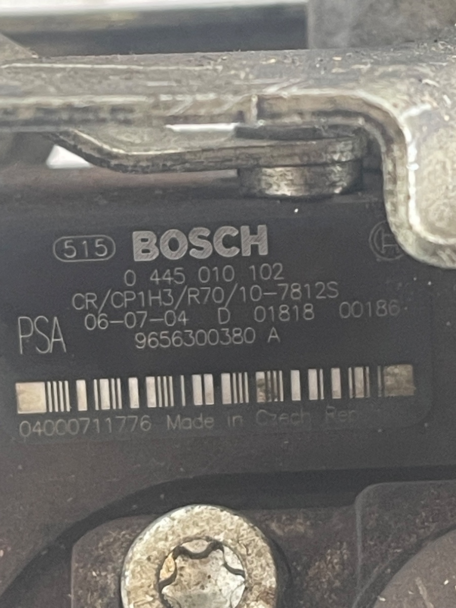 Pompa de injectie PEUGEOT 307 SW 3H 2002 - 2009 1.6TDCI 9656300380 0445010102 – foto 2