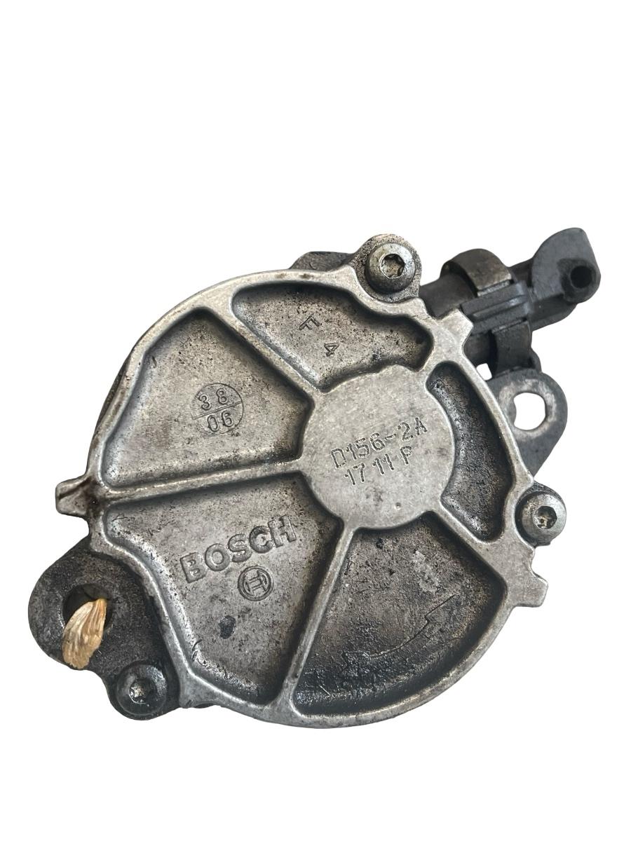 Pompa de vacuum FORD FOCUS II DA_, HCP, DP 2004 - 2013 1.6tdci D156-2A