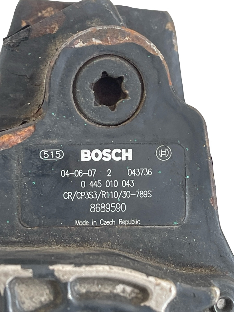 Pompa inalta presiune VOLVO XC90 I 275 2002 - 2015 2.4D EURO3  8689590 / 0445010043 – foto 3