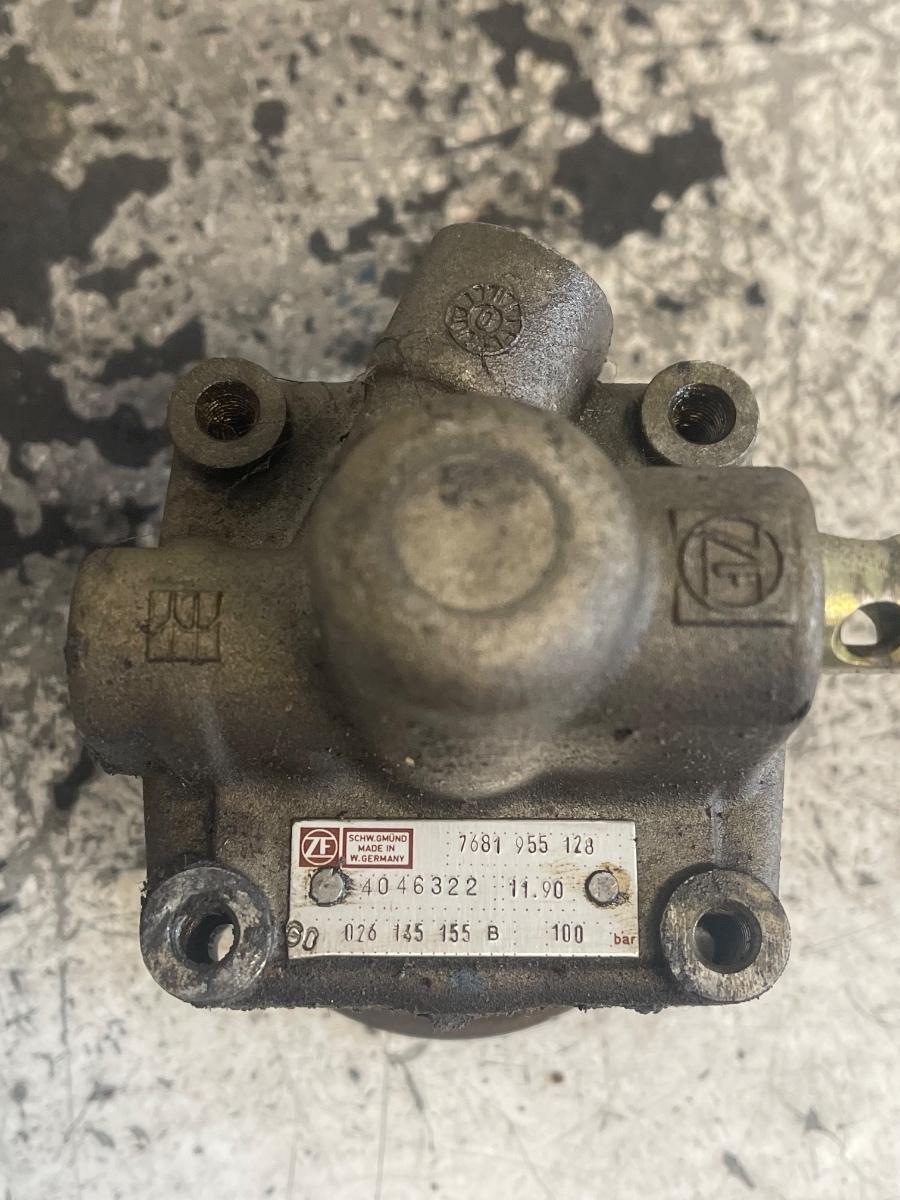 Pompa servodirectie AUDI 80 V 8C, B4 1991 - 1995 1.6TD 026145155B – foto 2