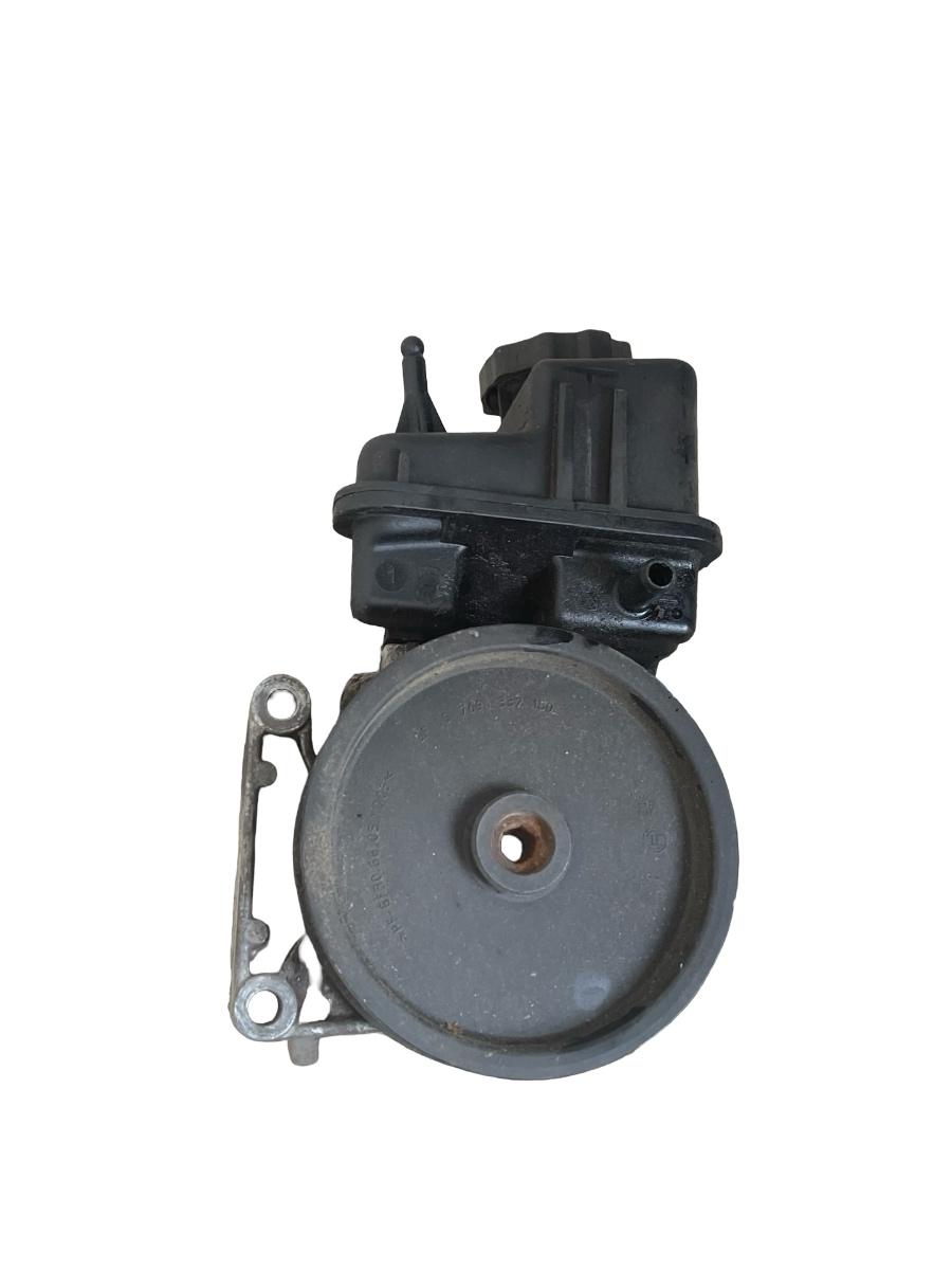 Pompa servodirectie MERCEDES-BENZ VITO Bus W639 2003 -> A0064667801 – foto 3