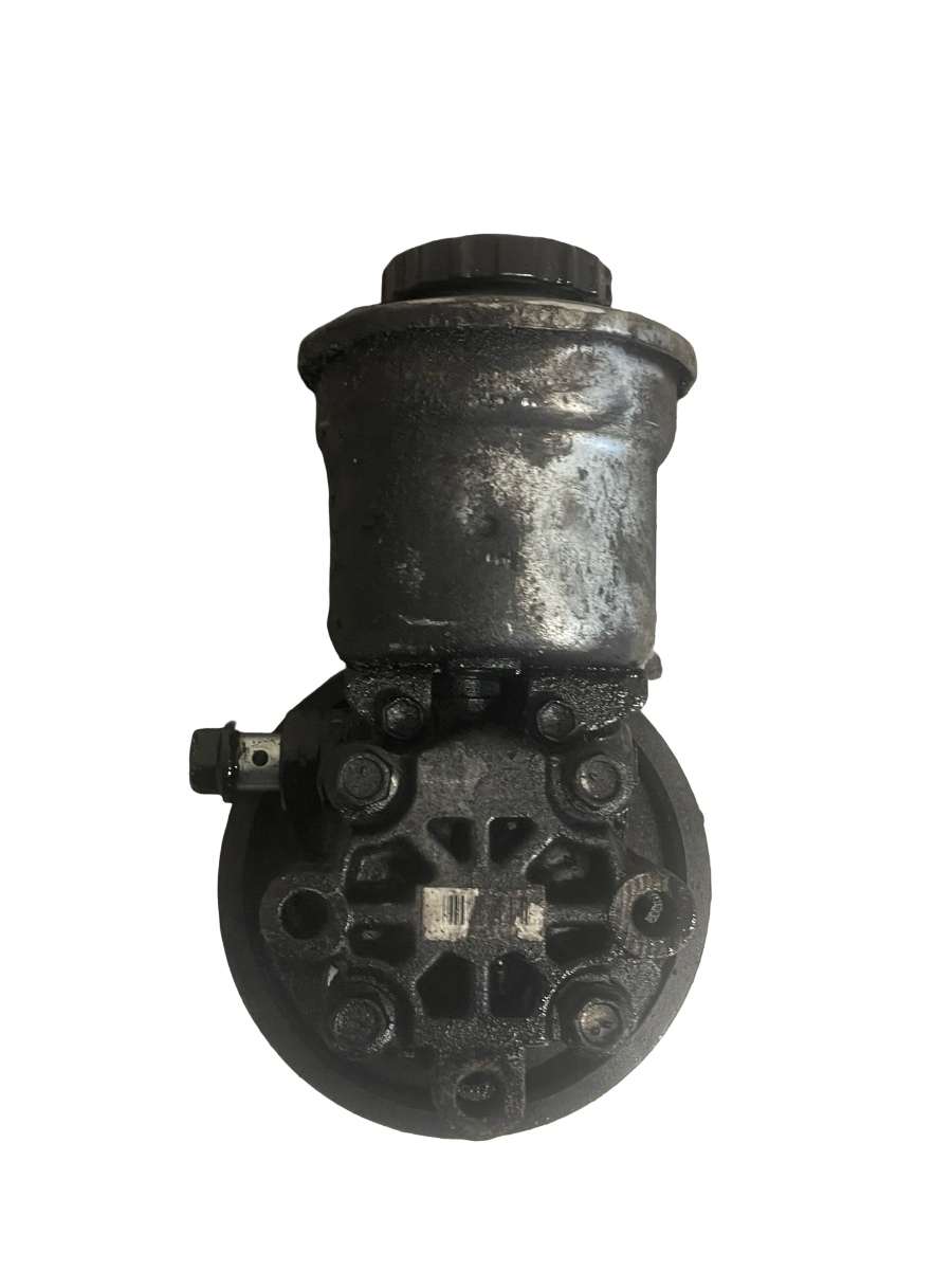 Pompa servodirectie TOYOTA COROLLA Verso ZER_, ZZE12_, R1_ 2004 - 2009 2.2 D-4D 2AD-FTV – foto 2