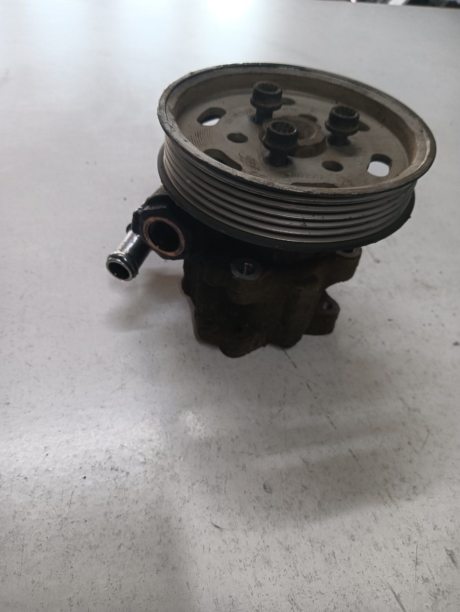 Pompa servodirectie VOLKSWAGEN TRANSPORTER V Box 7HA, 7HH, 7EA, 7EH 2003 - > 1.9 TDI BRS 06h145255e – foto 2