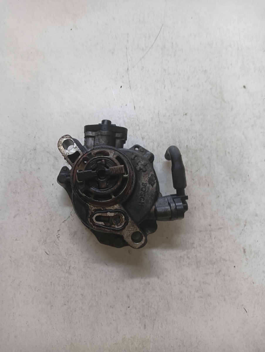 Pompa vacuum  FORD FIESTA VII 2017 - > 1.5 TDCi XUJC, XUJD, XUJE, XUJF, XUJG, XUJK, XUJL, XUJM, XUJN, XVJE 9804021880