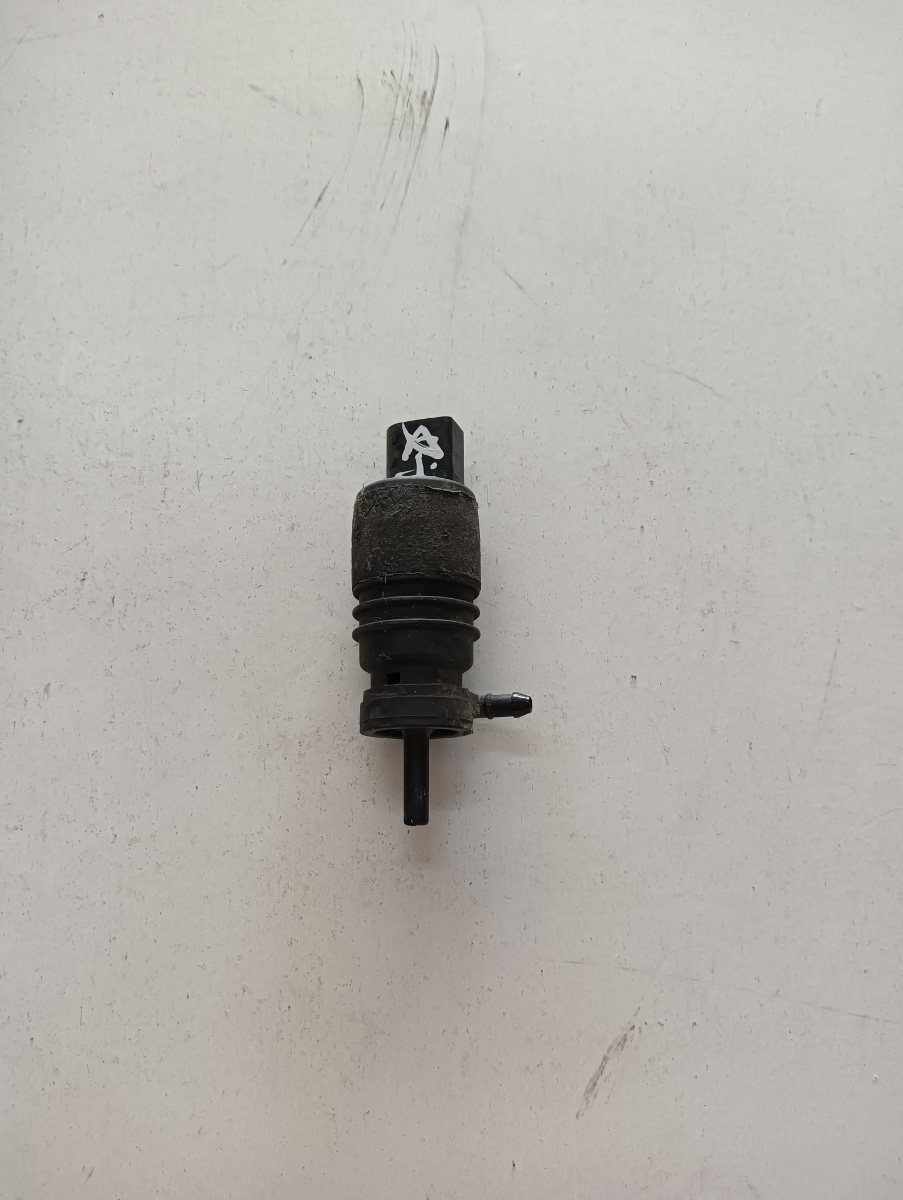 Pompita lichid parbriz  AUDI A8 II 4E2, 4E8 2002 - 2010
