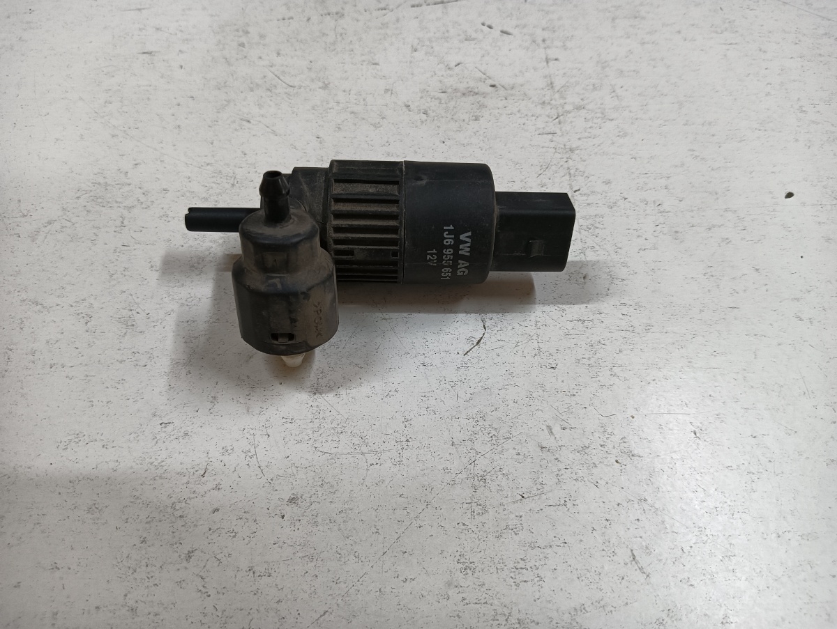 Pompita lichid parbriz  VOLKSWAGEN GOLF IV 1J1 1997 - 2007 1j6955651 – foto 2