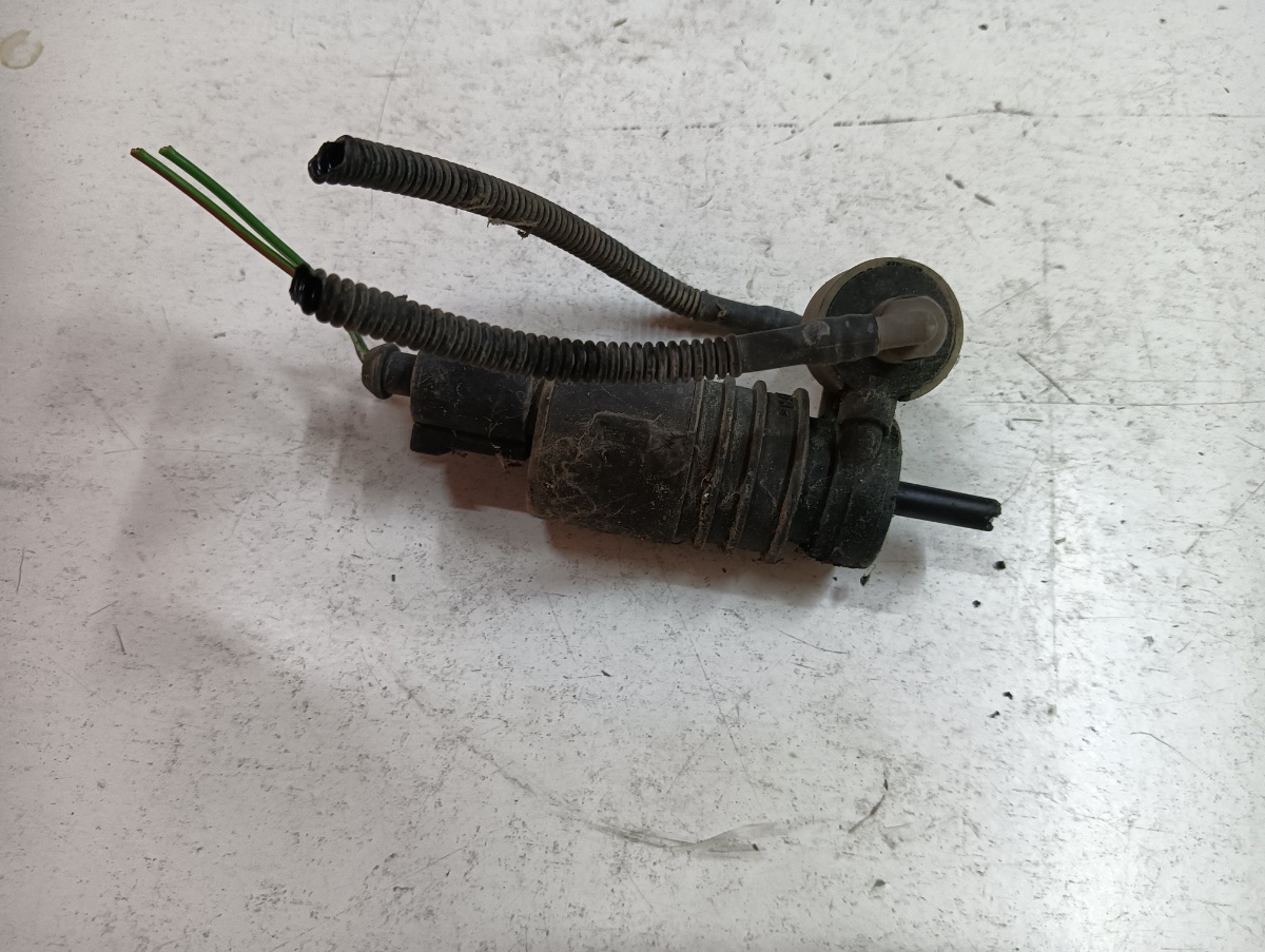 Pompita lichid parbriz  VOLKSWAGEN GOLF V 1K1 2003 - 2009 – foto 2