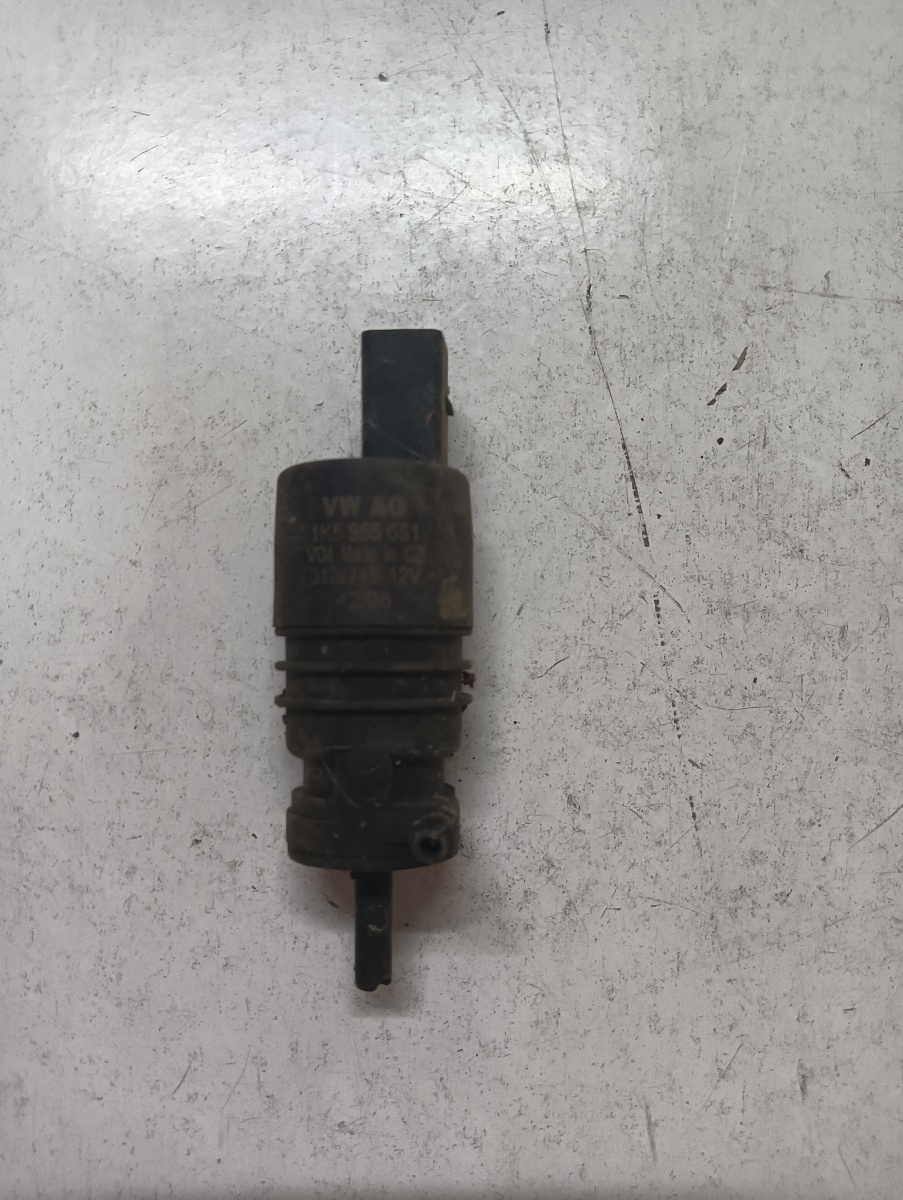 Pompita lichid parbriz  VOLKSWAGEN PASSAT 3C2 2005 - 2010 1k5955651 – foto 2
