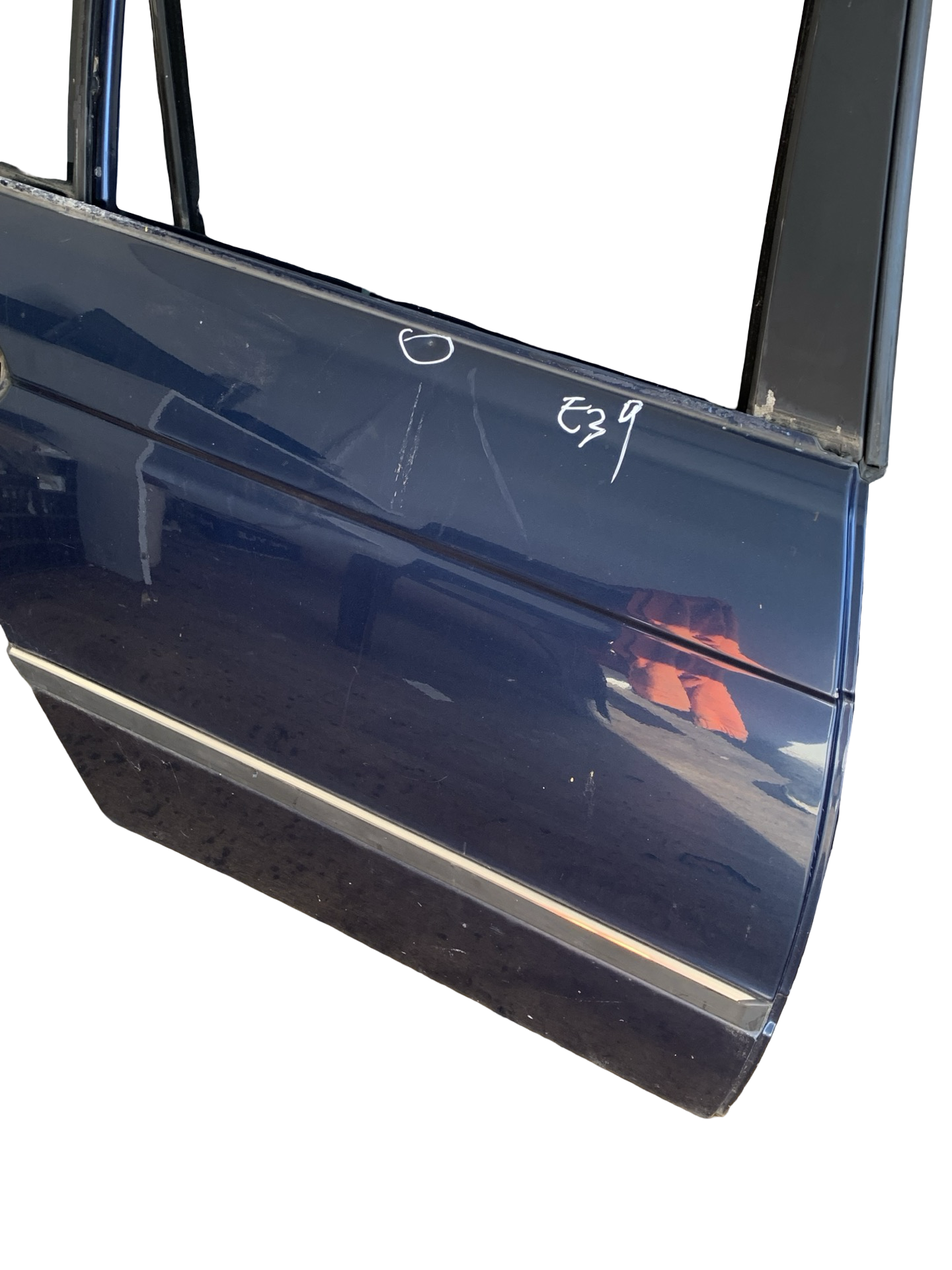 Portiera Spate dreapta BMW E39 1995–2004 - defectul este incercuit – foto 4