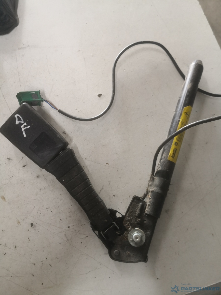 Pretensionare  dreapta fata OPEL ZAFIRA B (A05) [ 2005 - 2015 ]