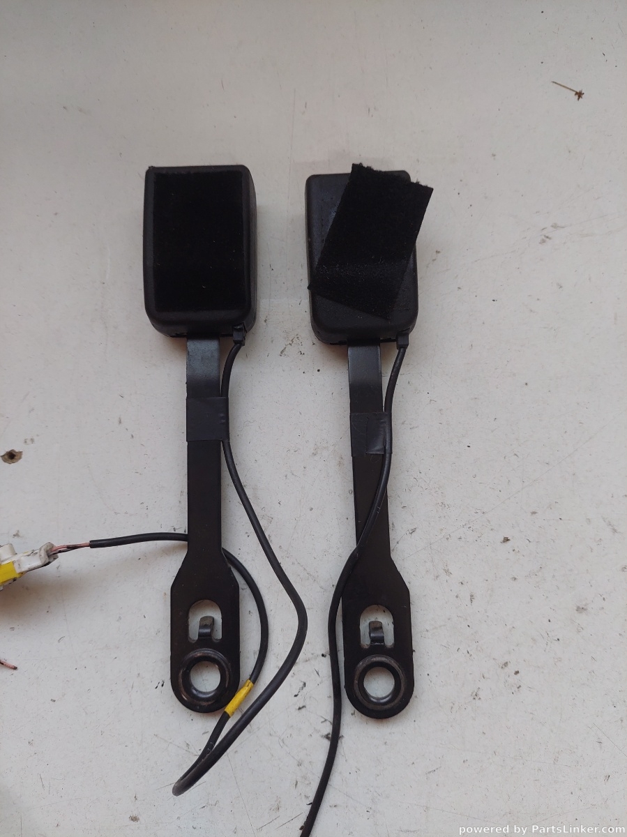 Pretensionare  dreapta fata PEUGEOT 407 SW (6E_) [ 2004 - 2010 ] OEM 59132e105 – foto 2