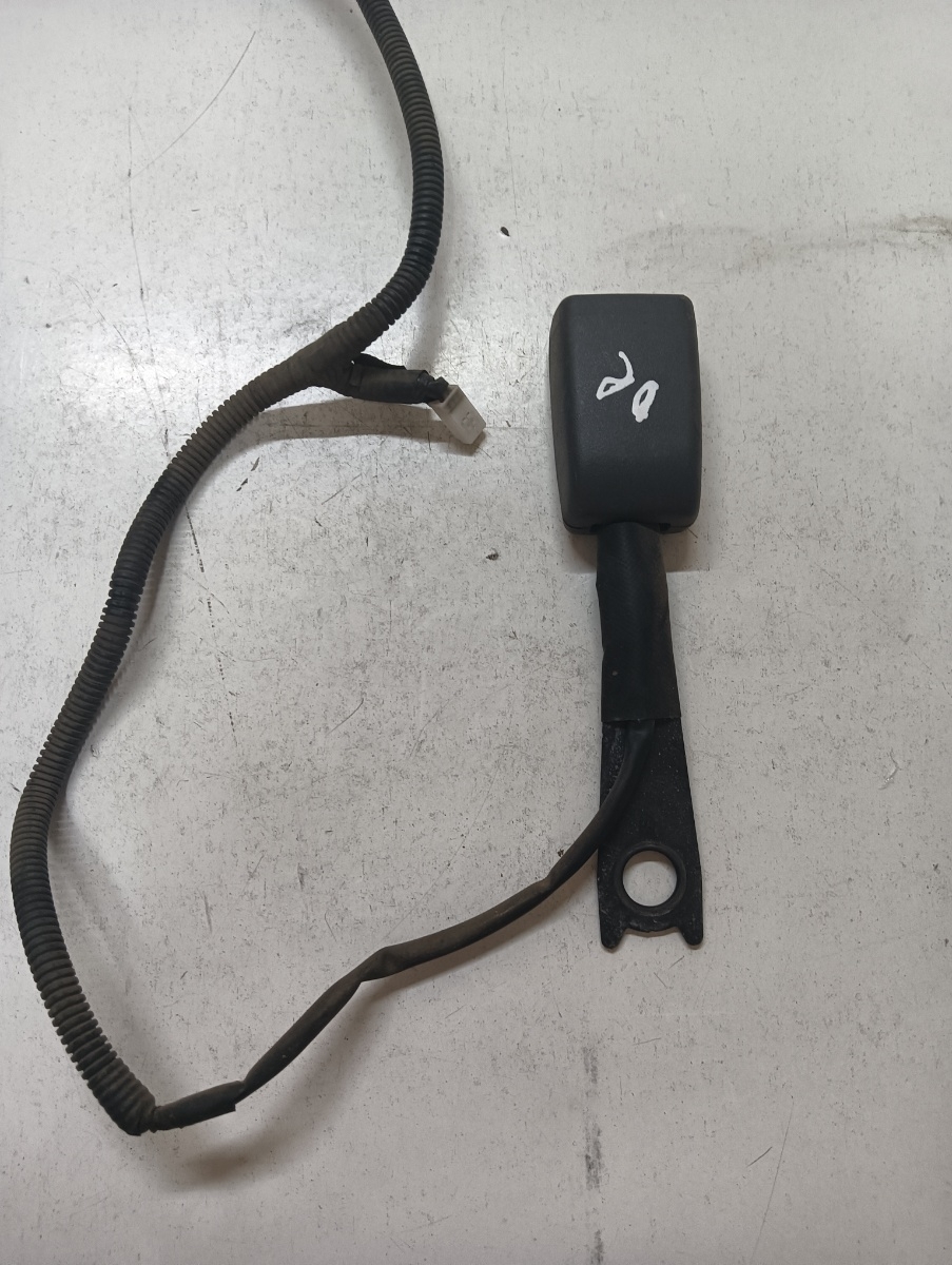 Pretensionare  dreapta fata TOYOTA LAND CRUISER LJ12_, KZJ12_, TRJ12_, KDJ12_, GRJ12_ 2002 -