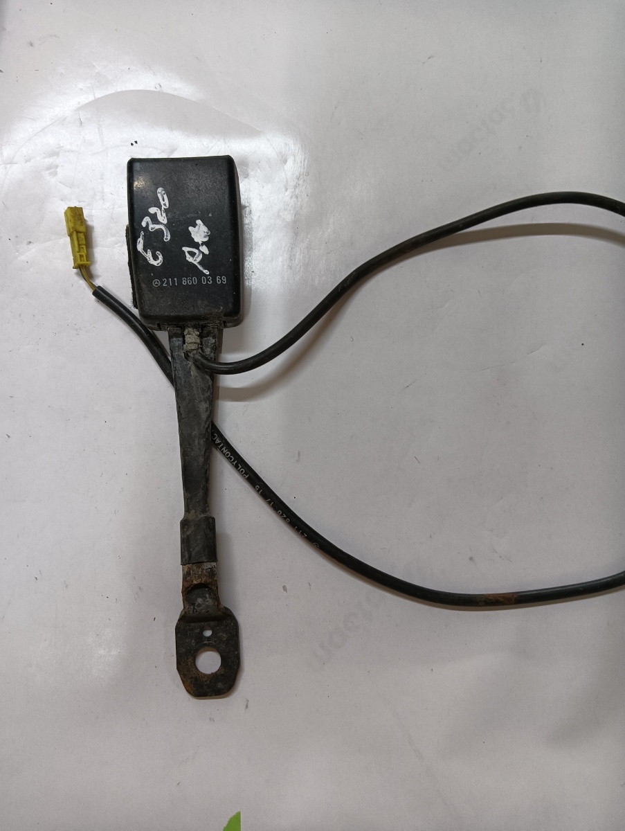 Pretensionare  stanga fata MERCEDES-BENZ E-CLASS W211 2002 - 2009 2118600369