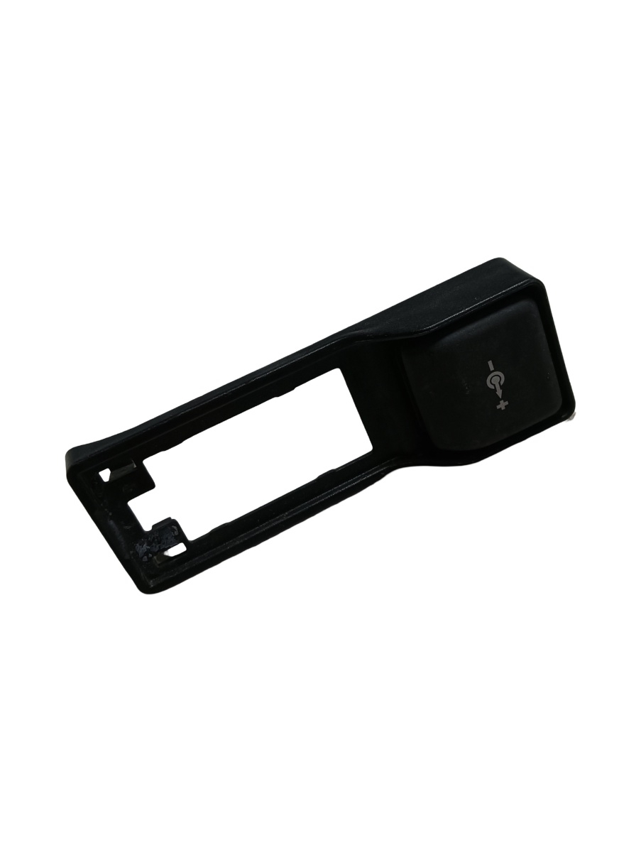 Priza 12 V (fata) BMW 1 E81 2006 - 2012