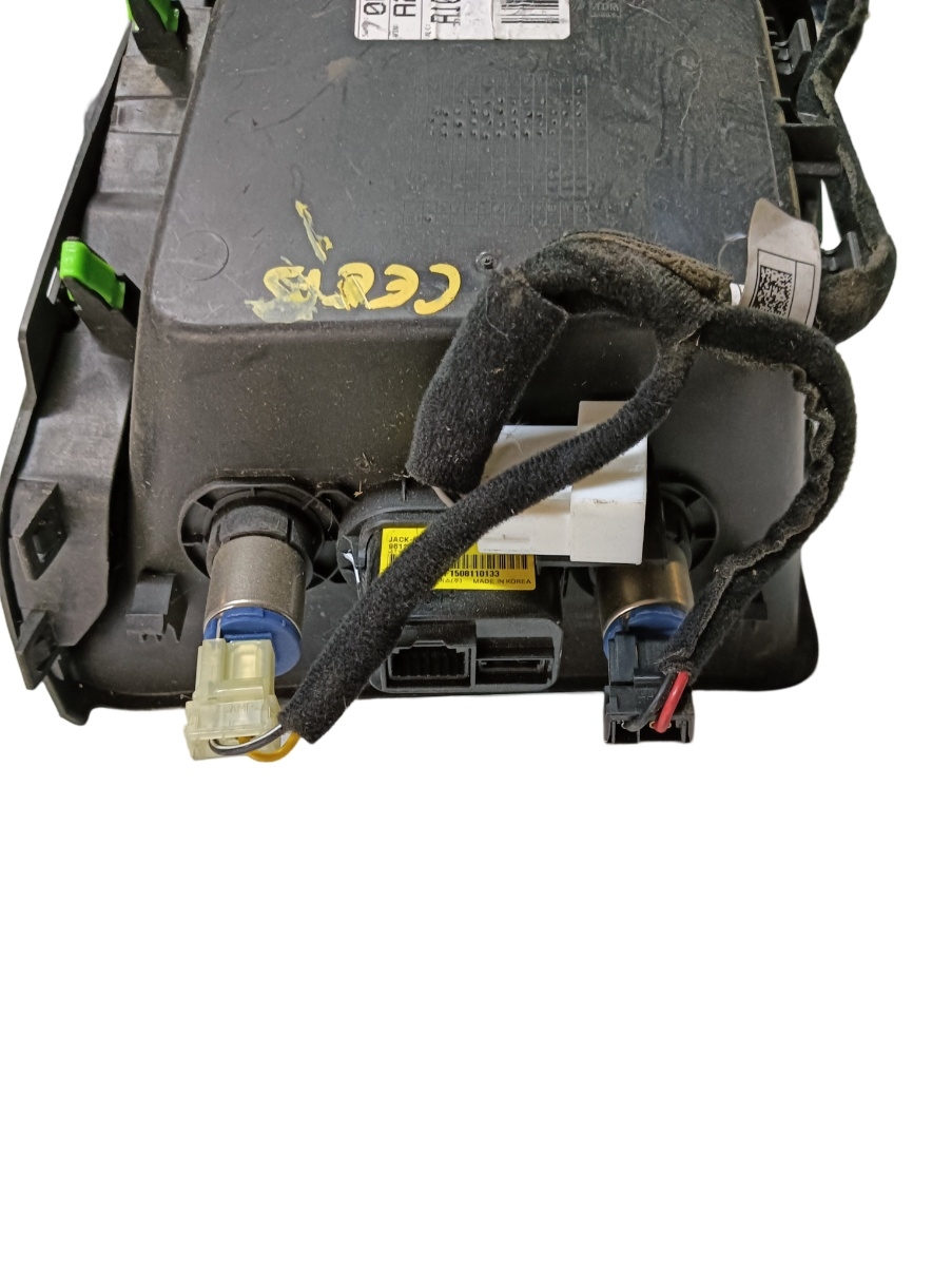 Priza 12 V (fata)/usb/buton senzori parcare  KIA CEED JD 2012 - > A2a224898 – foto 3