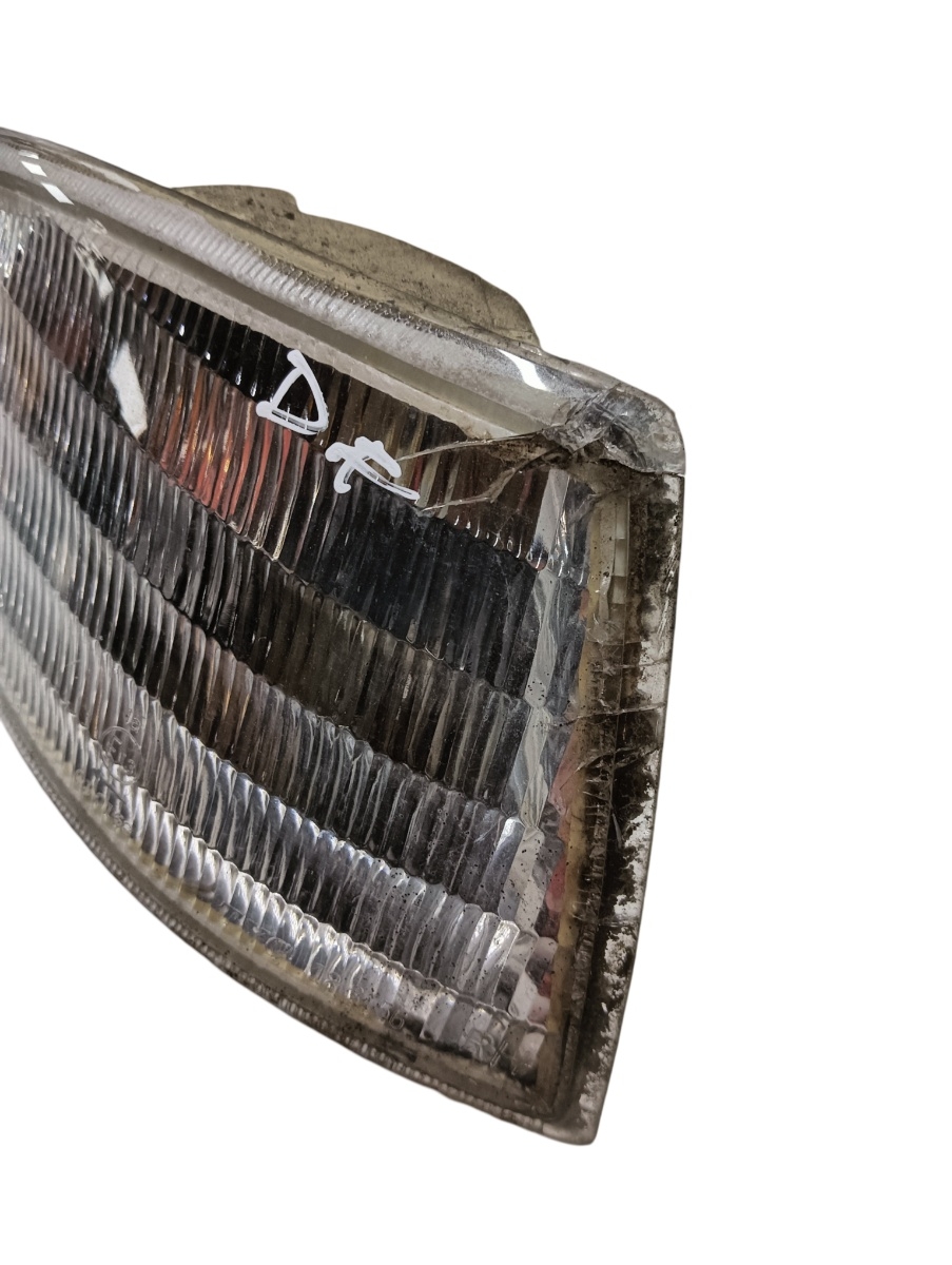 Proiector ceata  dreapta fata FORD MONDEO I GBP 1993 - 1996 – foto 2