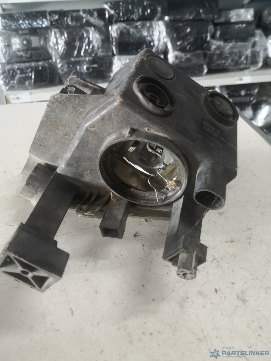 Proiector ceata  dreapta fata OPEL ASTRA H (L48, A04) [ 2004 - 2014 ] OEM 24462134 – foto 2