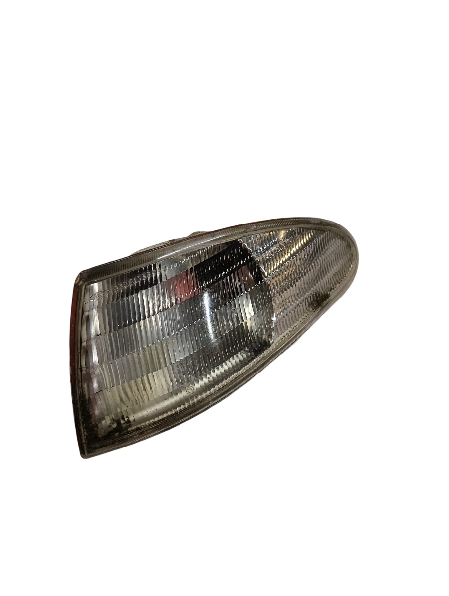 Proiector ceata stanga fata FORD MONDEO I GBP 1993 - 1996