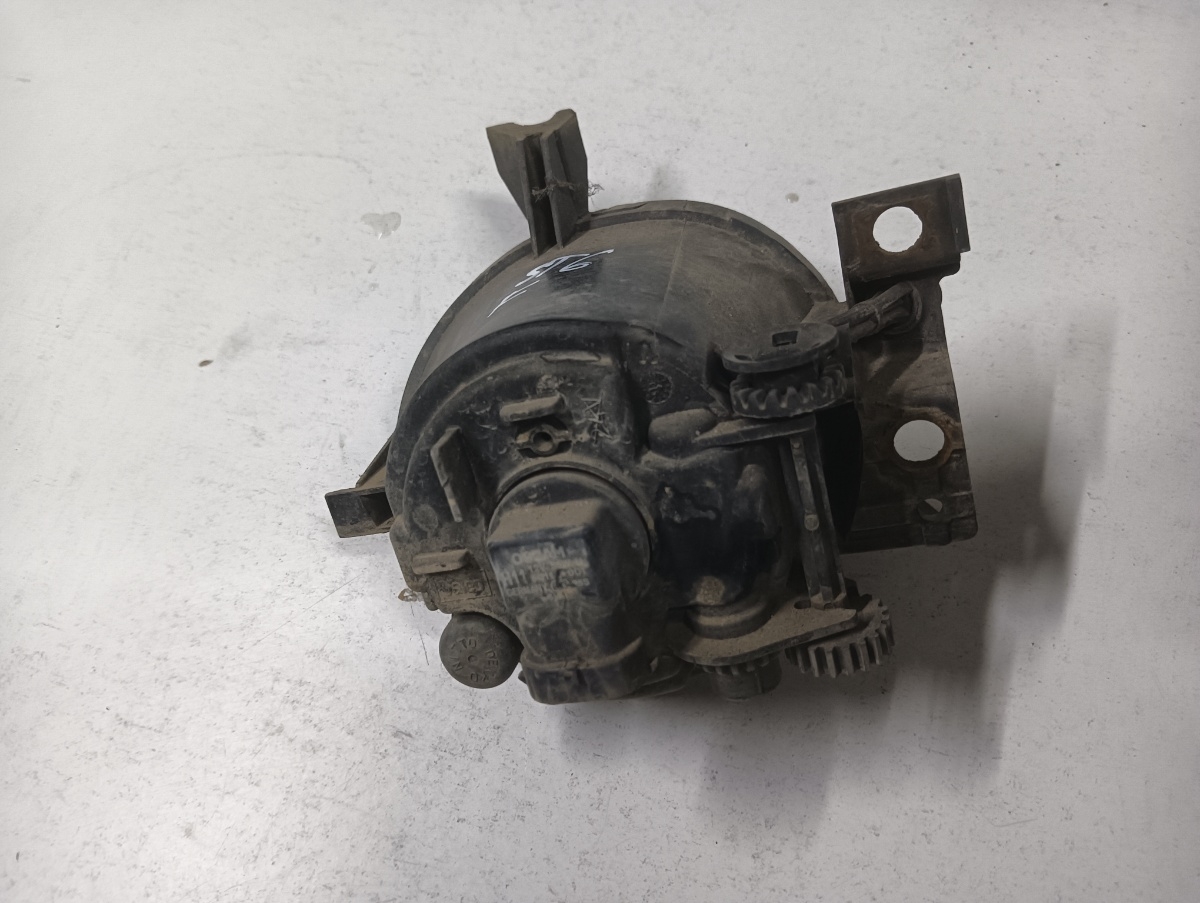 Proiector ceata stanga fata VOLKSWAGEN TOUAREG 7LA, 7L6, 7L7 2002 - 2013 – foto 2