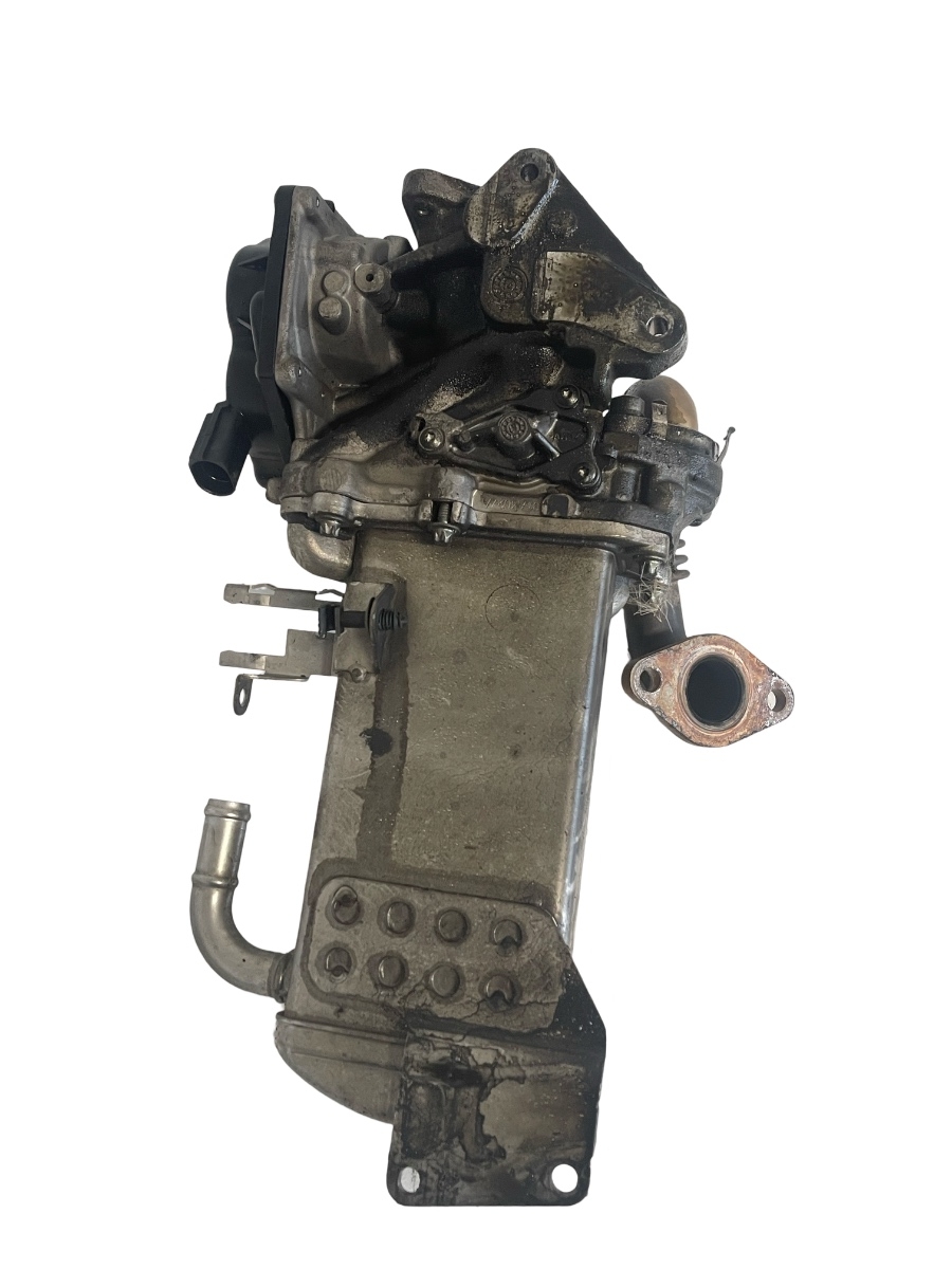 Racitor gaze + EGR AUDI Q5 8RB 2008  2.0TDI CGL - > V29041282 / V29026381