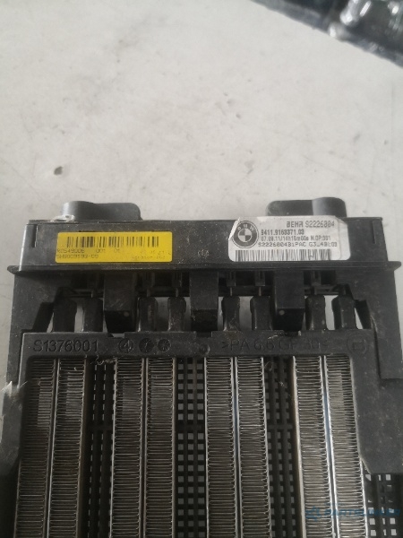Radiator caldura habitaclu BMW 7 V (F01, F02, F03, F04) [ 2008 - 2015 ] OEM 916337103 – foto 2