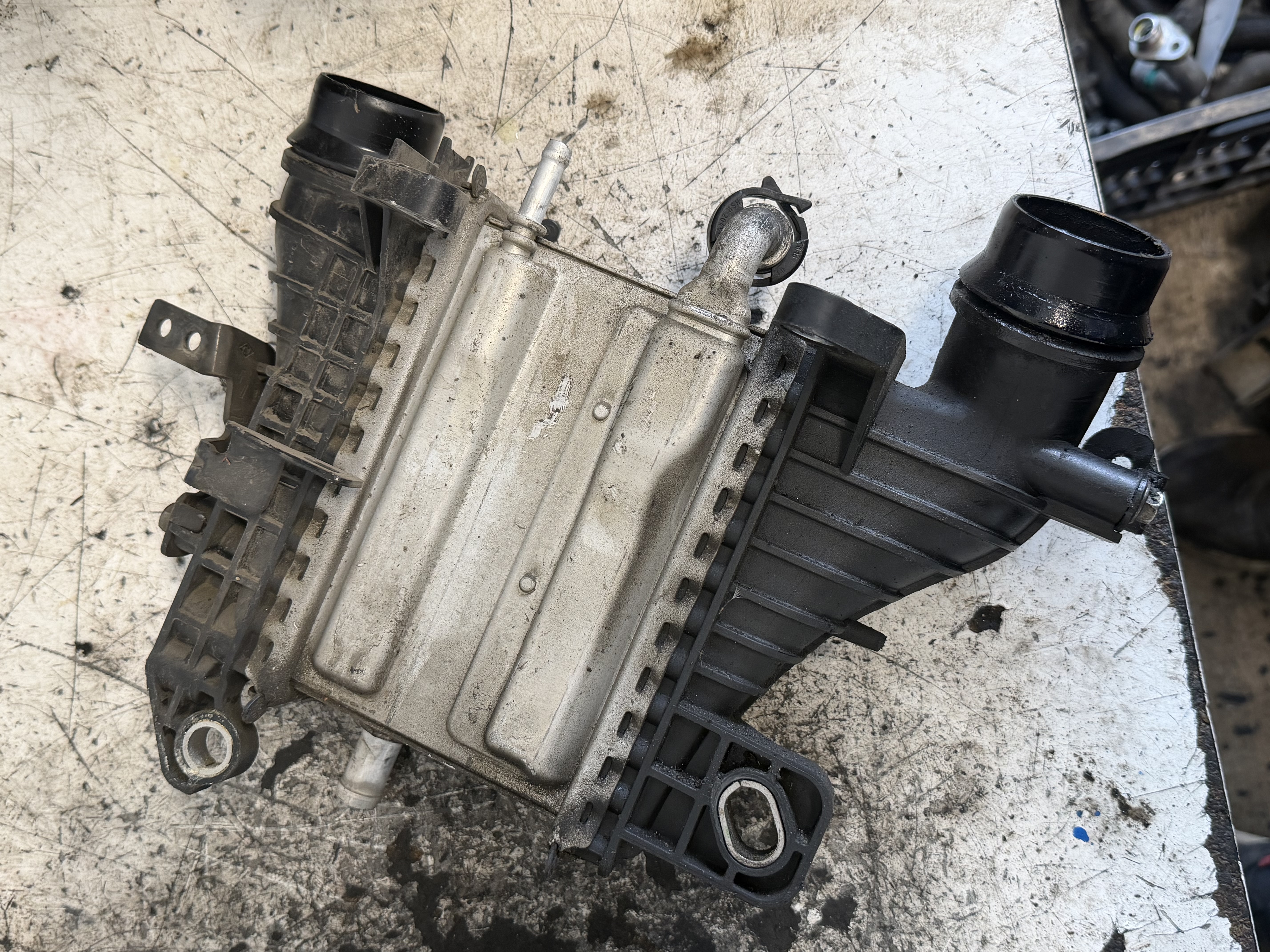 Radiator Intercooler Dacia Dokker 2022 1.5 dCi K9K-U8 EURO6 - cod: 144967867R
