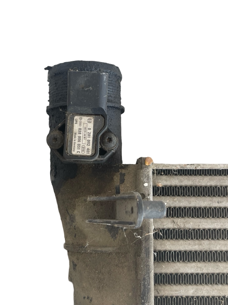 Radiator intercooler + senzor AUDI A4 III 8EC, B7 2004 - 2008 2.0TDI  8E0145805AA – foto 4