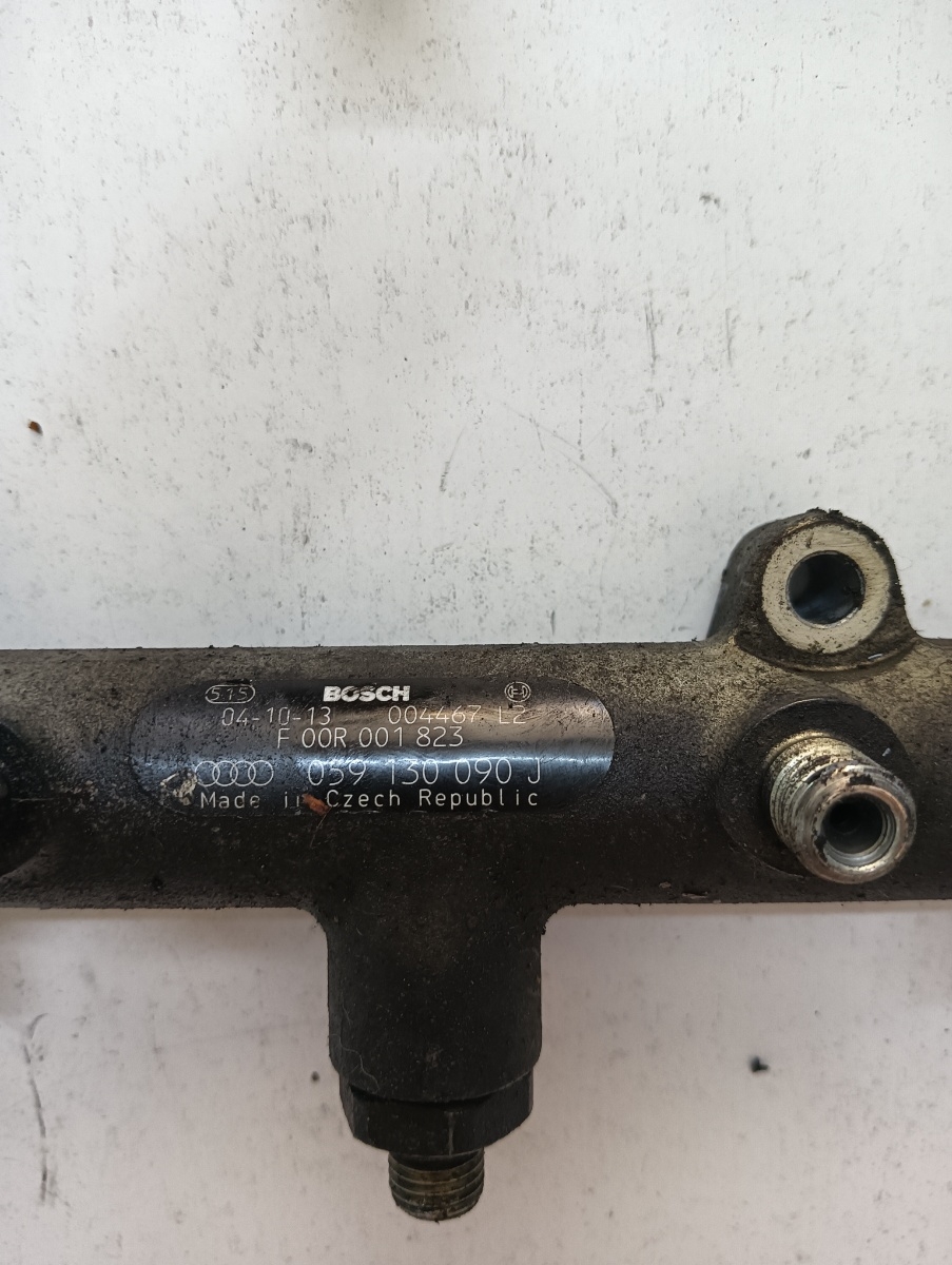 Rampa injectoare  AUDI A8 II 4E2, 4E8 2002 - 2010 3.0 TDI quattro ASB 059130090j – foto 2