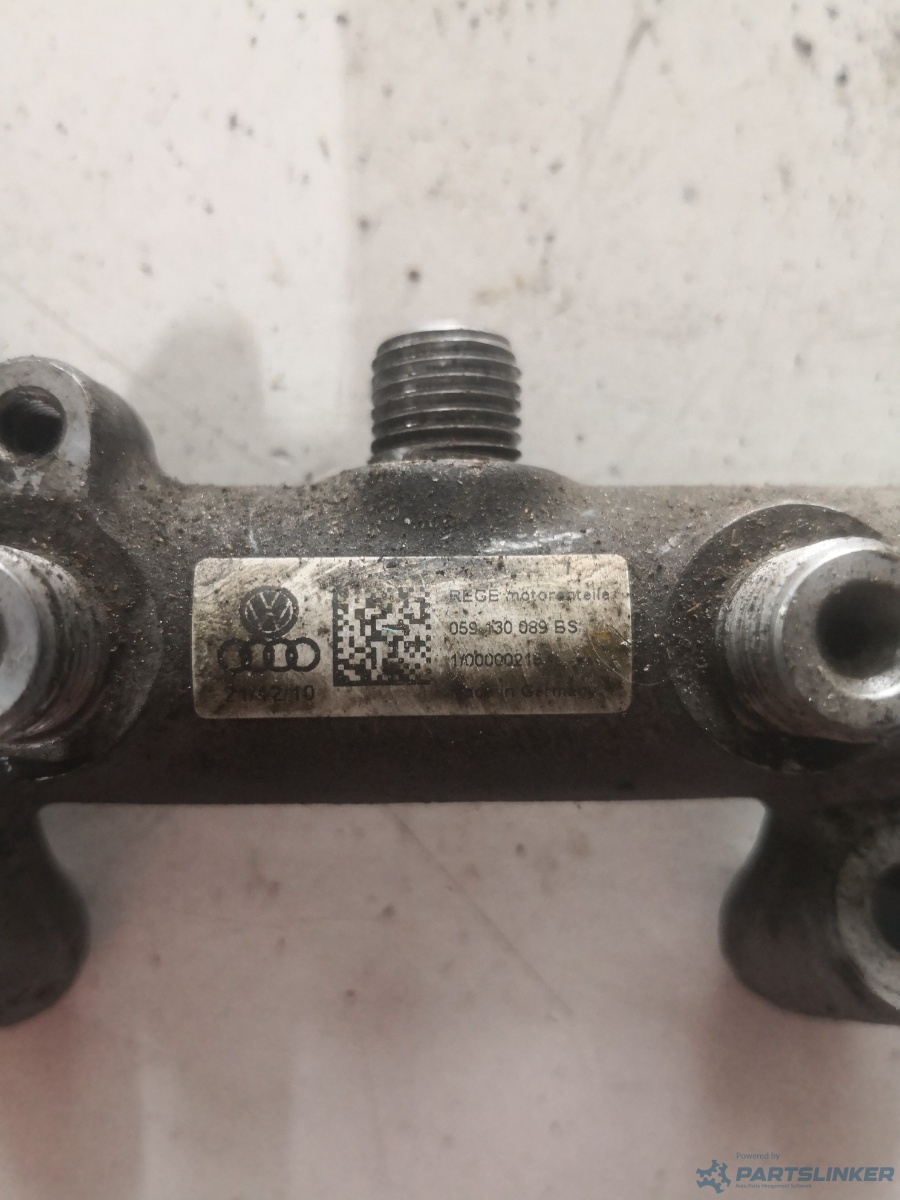 Rampa injectoare dreapta fata AUDI A8 III (4H2, 4H8, 4HC, 4HL) [ 2009 - 2018 ] OEM 059130089bs – foto 2