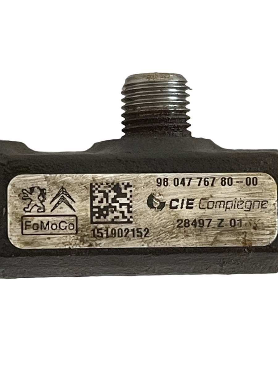 Rampa injectoare FORD C-MAX II DXA/CB7, DXA/CEU 2010 - > 1.5 TDCi XWDA, XWDB, XWDC, XWDD, XWDE 9804776780 – foto 2