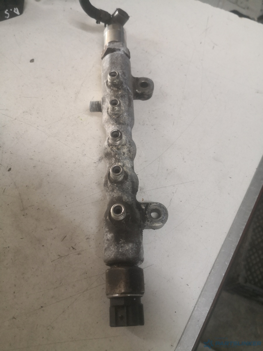 Rampa injectoare LEXUS IS II Saloon (GSE2_, ALE2_, USE2_) [ 2005 - 2013 ] – foto 2