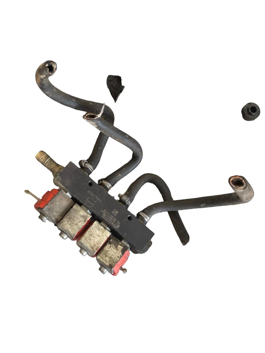Rampa Injectoare MITSUBISHI OUTLANDER I CU_W 2001 - 2008 2.4i 67R010104 – foto 3