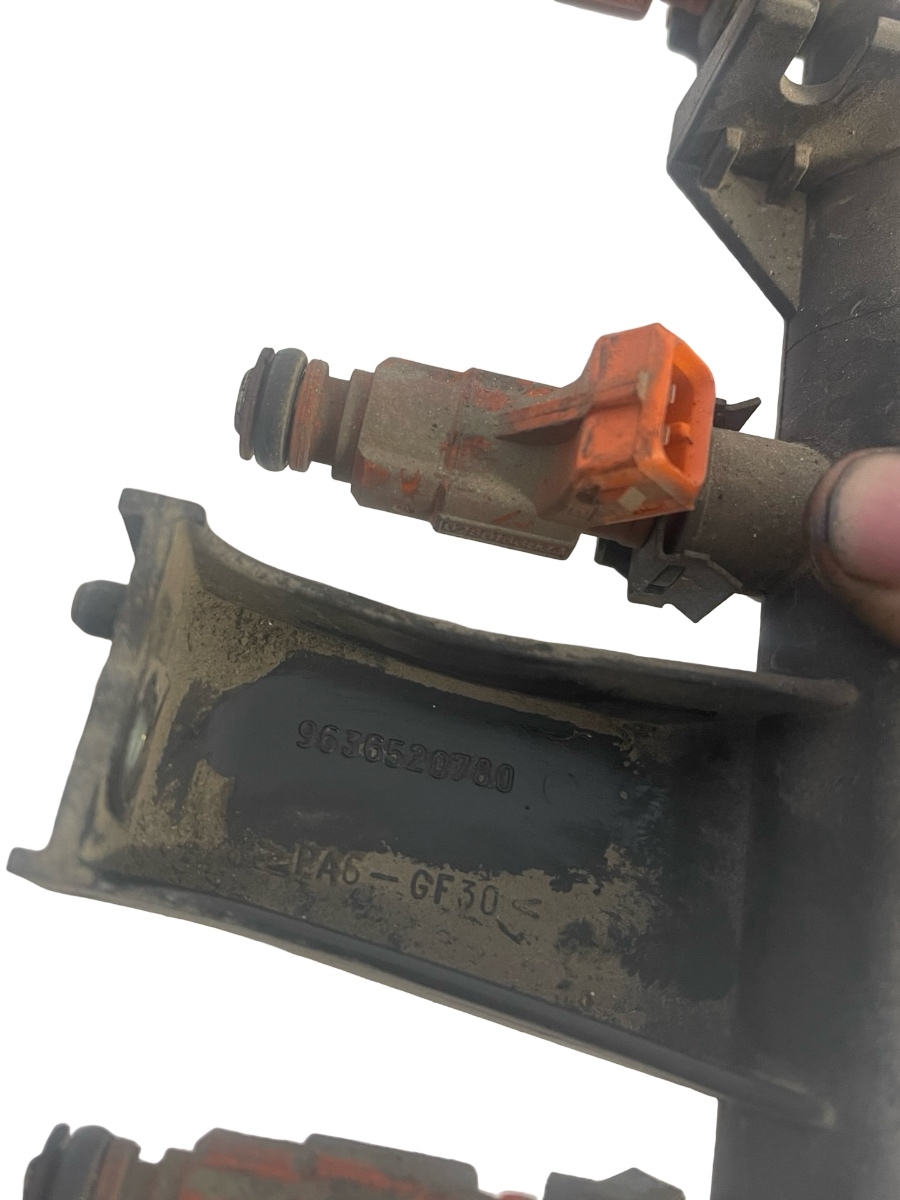 Rampa + Injectoare PEUGEOT 307 3A/C 2000 - > 1.6 16V NFU (TU5JP4) 9636520780 – foto 2