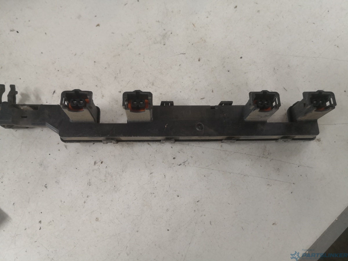 Rampa injectoare RENAULT TWINGO I (C06_) [ 1993 - 2012 ] 1.2 (D7F 704) 44KW|60HP OEM 8200734317 – foto 2