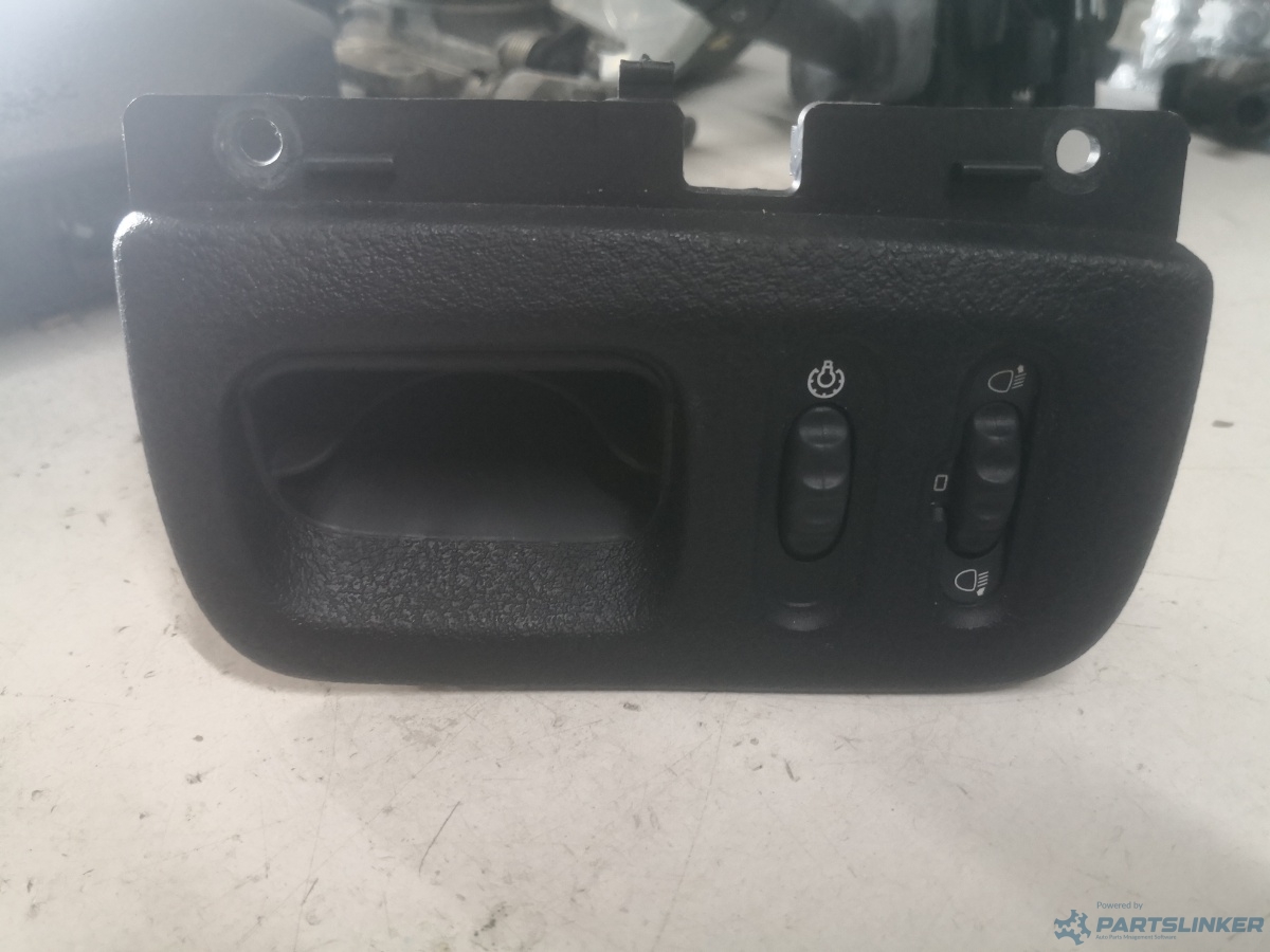 Reglaj faruri RENAULT MEGANE I (BA0/1_) [ 1995 - 2004 ] OEM 101424c