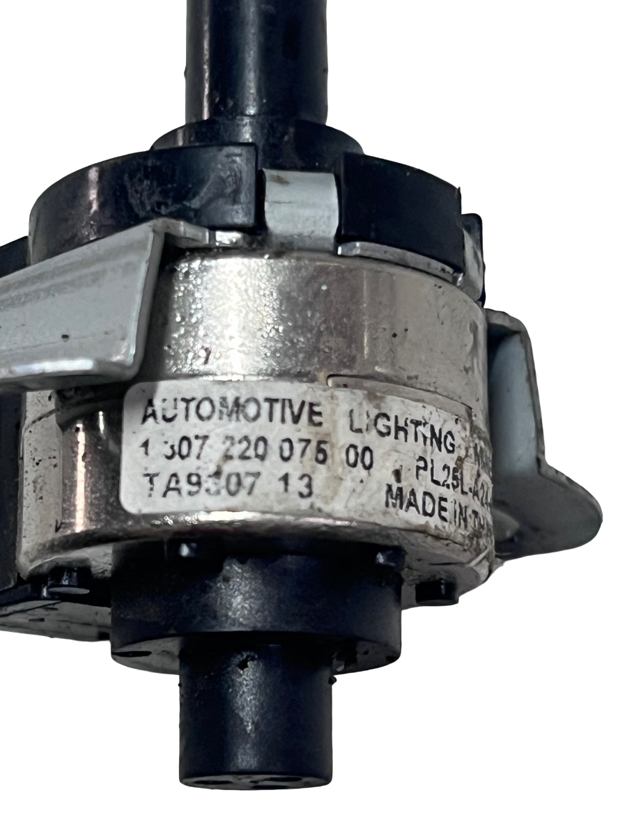 Reglare pozitionare motor far xenon dreapta fata VOLKSWAGEN Tiguan II Facelift [ 2020 - 2024 ] 130722007500 – foto 3